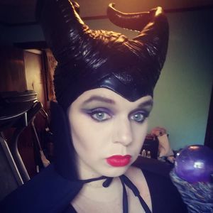 Meet your Posher, Vanessa